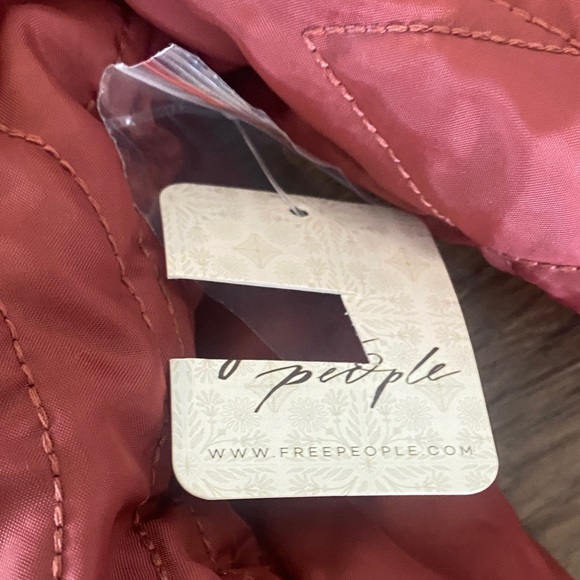 NWT Free people Quinn quilted jacket. Size XL mauve maroon - Picture 8 of 12